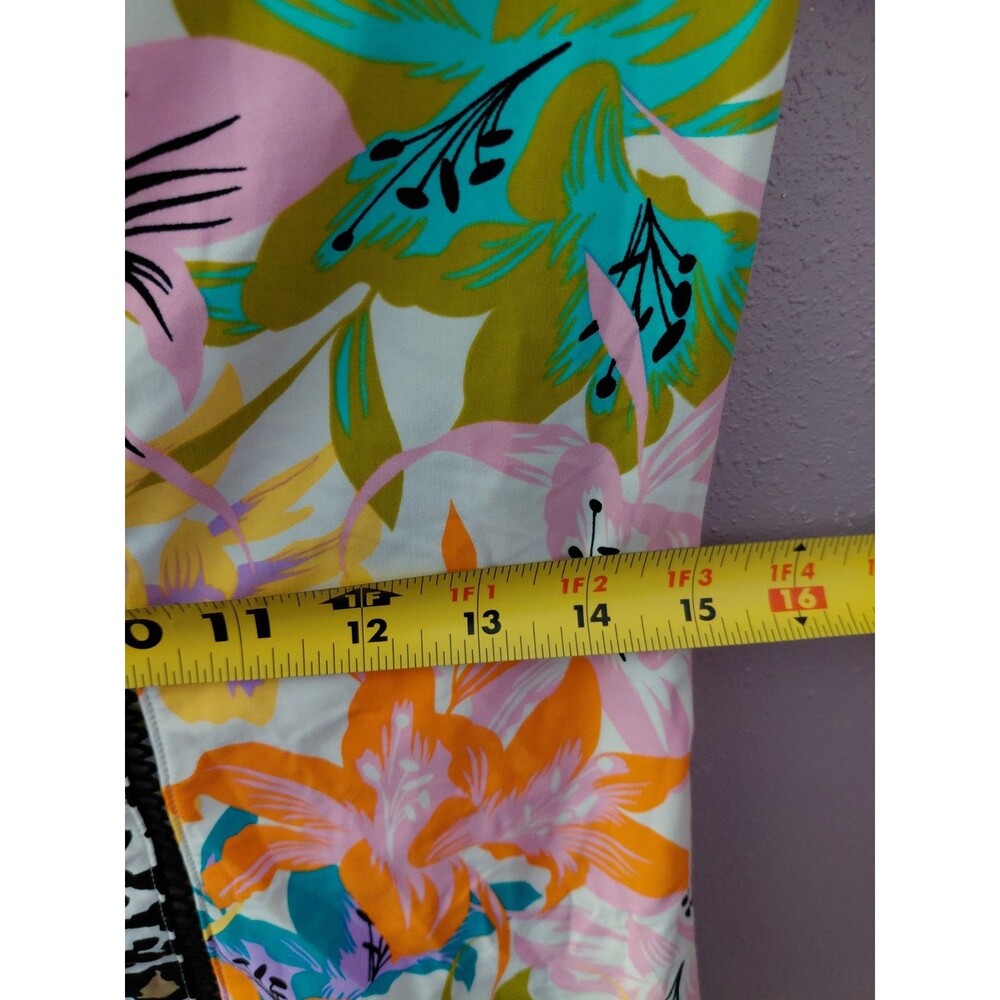 Nanette Lepore Colorful Floral 1/4 Zip Stretch Activewear Pullover Top Size L - Picture 8 of 9